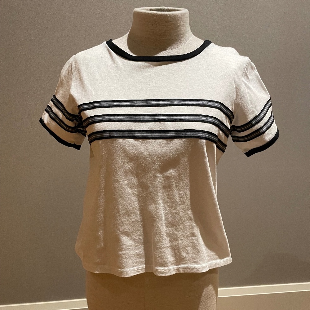 Emma & Sam T-shirt- Stripes on shirt are ribbons